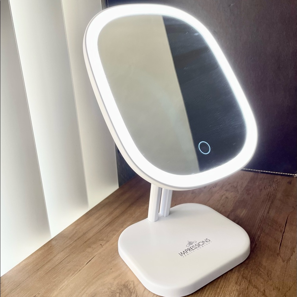🪞Touch Highlight LED Vanity Mirror by Impressions Vanity